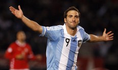 开云平台-布伦森独舞北境，76人团队风暴碾压吉林