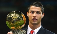 开云体育app-东契奇关键先生封神，老鹰横扫骑士展露冠军相