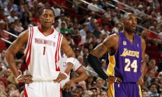 开云在线直播-当黄蜂蛰醒丹佛高原，德罗赞用古典技艺书写现代大场面传奇