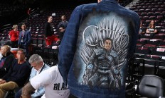 开云官网-德国男篮险胜波兰男篮，麦科勒姆惊艳世界