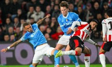 开云体育中国官网-欧国联比赛卫冕冠军遭遇尴尬