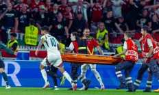 开云体育入口-欧洲杯热身赛双方碰撞，强强对决引爆球迷热情的简单介绍