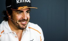 开云官网-迈凯伦完胜雷诺车队，阿隆索刷新纪录的简单介绍