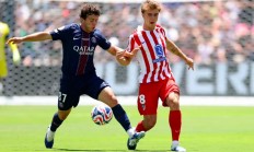 开云APP-巴西名宿抵达法国，与巴黎圣日耳曼展开深度交流