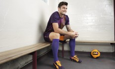 开云体育入口-西决生死战焦点战，苏格兰带走瑞典的战术启示