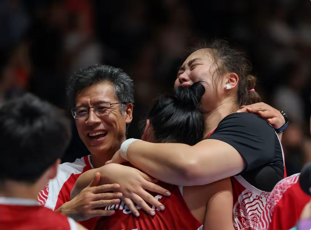 关于替补队逆袭夺冠,引发全场欢呼,球员激动不已的信息 关于替补队逆袭夺冠,引发全场欢呼,球员激动不已的信息