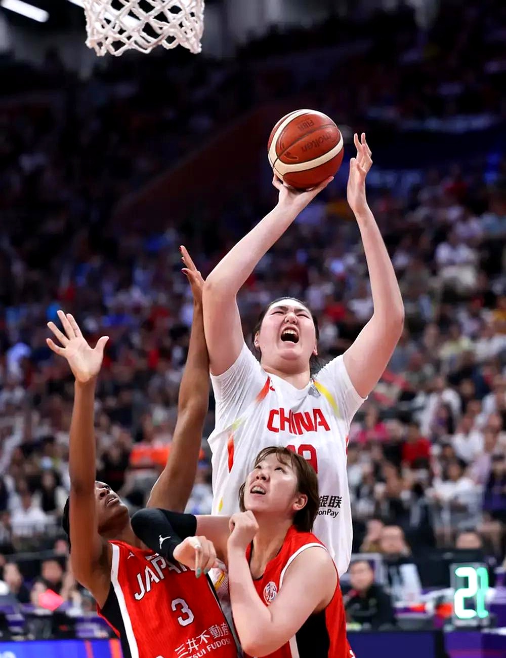 篮网主场完胜,实现与对手巨大分差胜利 篮网主场完胜,实现与对手巨大分差胜利