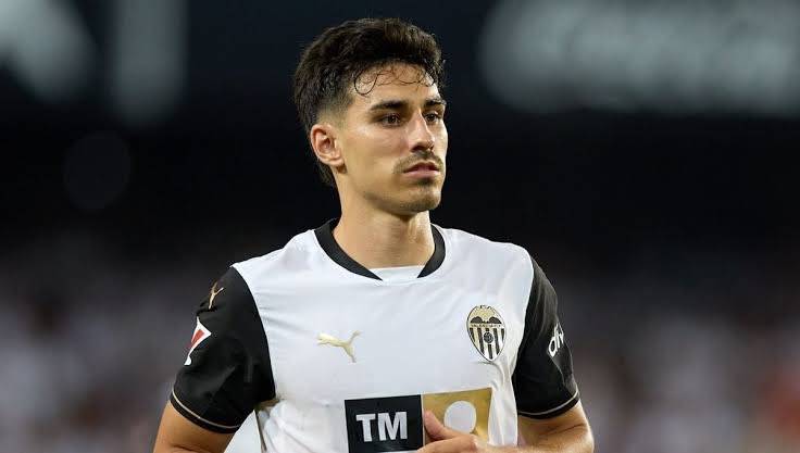 关于阿拉维斯力克巴伦西亚豪取三分的信息 关于阿拉维斯力克巴伦西亚豪取三分的信息