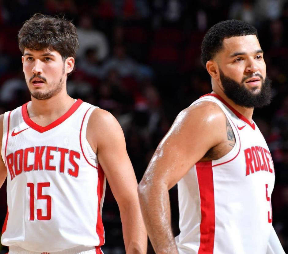 火箭队球员发挥出色,带领球队赢得比赛的简单介绍 火箭队球员发挥出色,带领球队赢得比赛的简单介绍