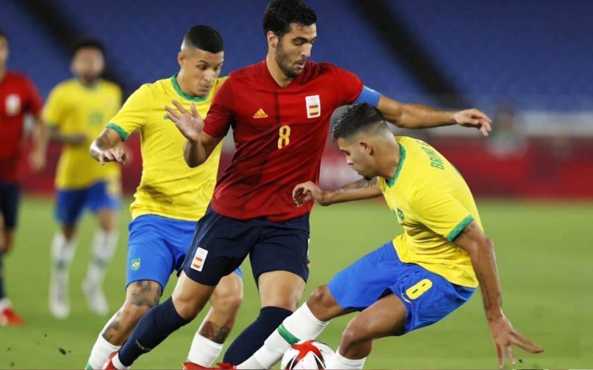 包含战绩不俗，欧洲国家足球队备受瞩目的词条