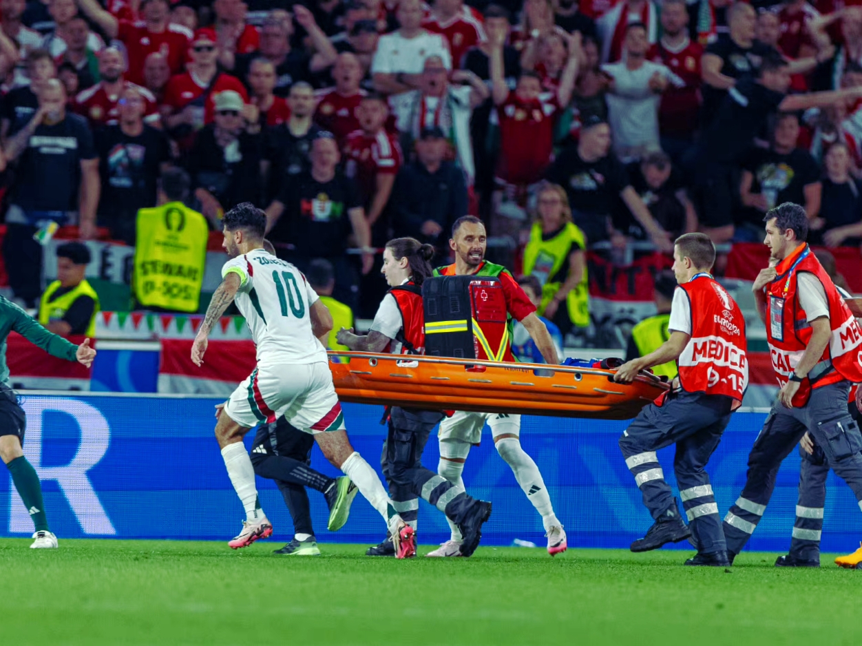 欧洲杯热身赛双方碰撞,强强对决引爆球迷热情的简单介绍 欧洲杯热身赛双方碰撞,强强对决引爆球迷热情的简单介绍