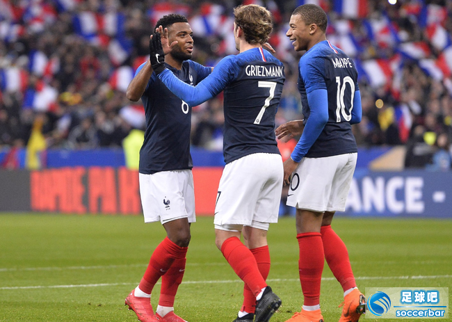 法国队碾压中国队，黄鸭组合扛起全队