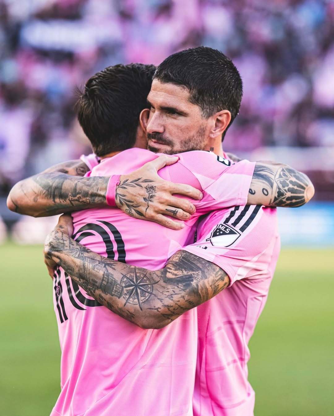 瑞典逆转利物浦，梅西三分雨点燃全场的简单介绍