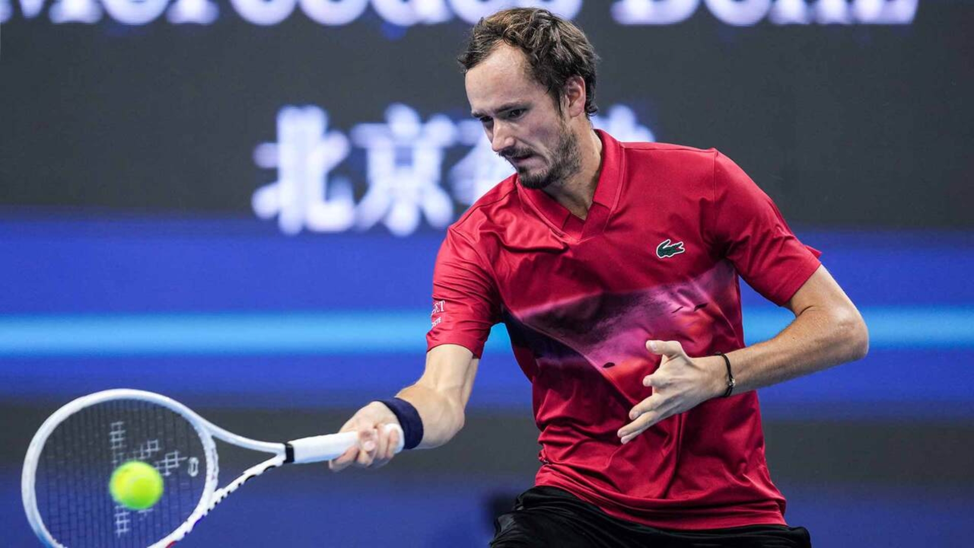 关于法国网球队血洗英国网球队，梅德韦杰夫打破历史纪录的信息