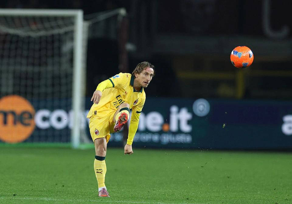 包含罗马强势皇马，莫德里奇一己之力扛起全队的词条