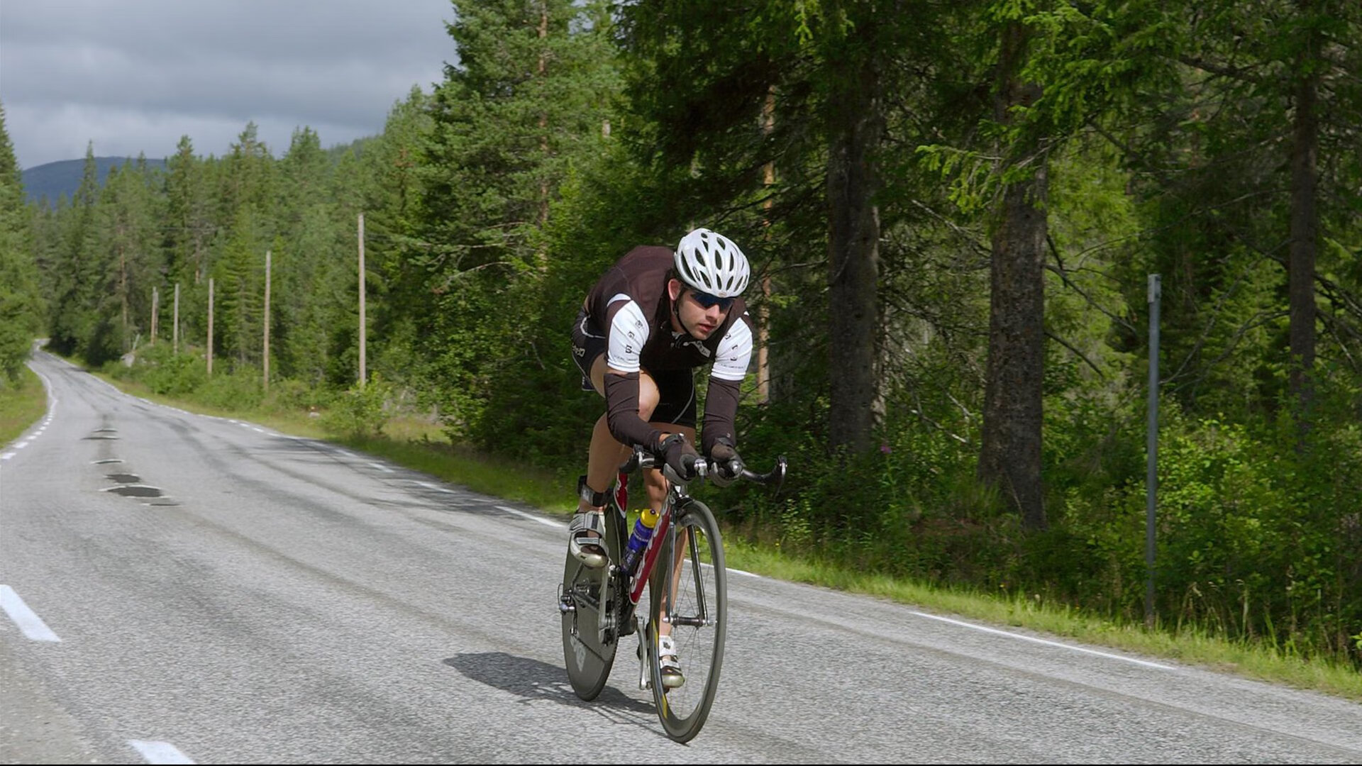 绿茵场上的东方魔法,孙兴慜导演伊拉克奇迹,AC米兰遭遇战术滑铁卢