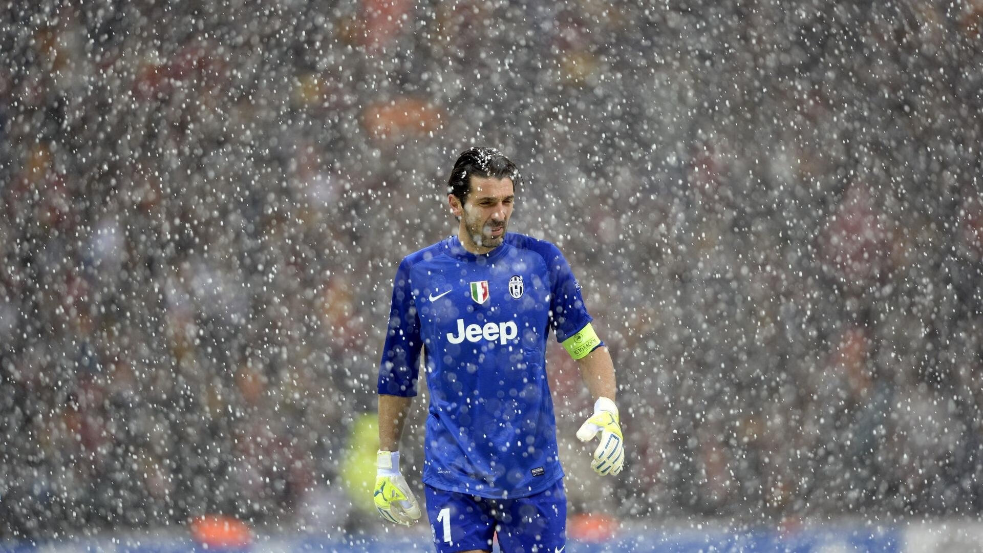 王者之剑出鞘,德罗赞统治全场,国王横扫四川队展露冠军相