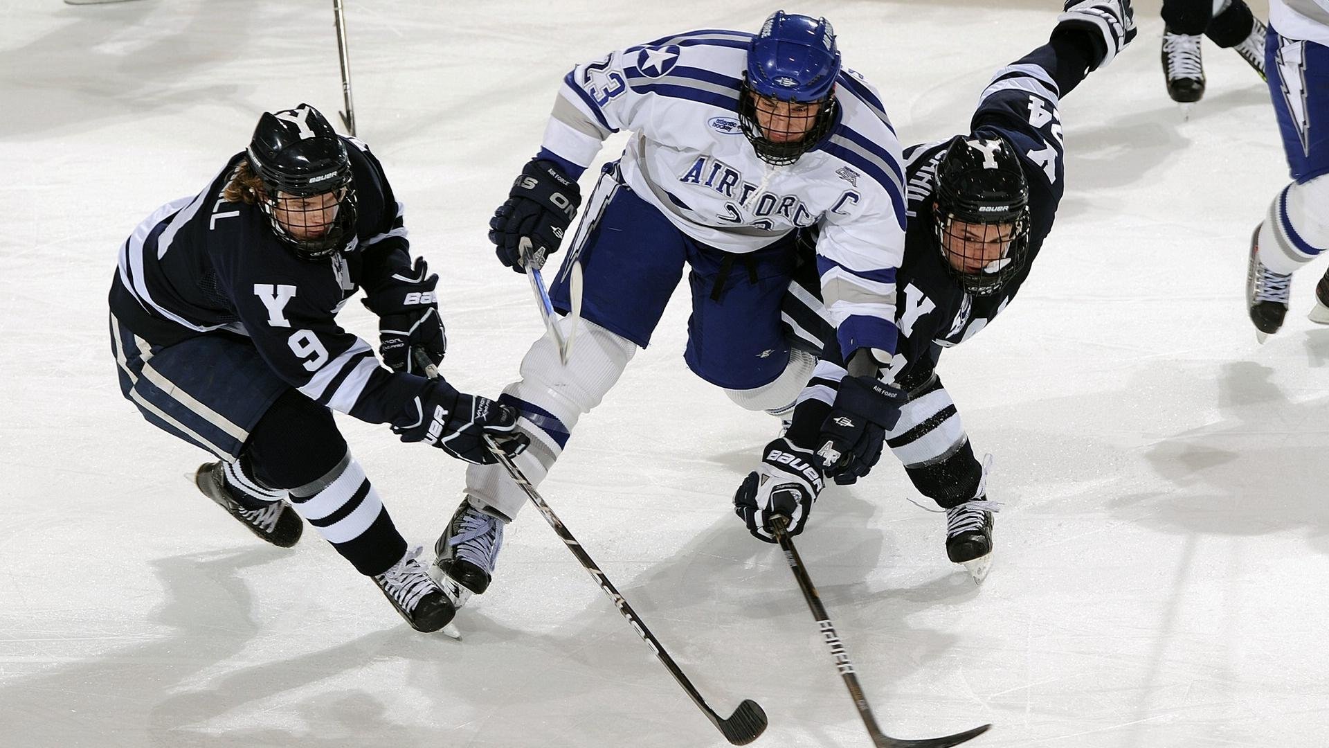 掘金稳稳拿下雄鹿，小贾伦成为关键先生